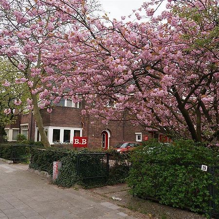 Xaviera'S Bed And Breakfast Amsterdam Bagian luar foto