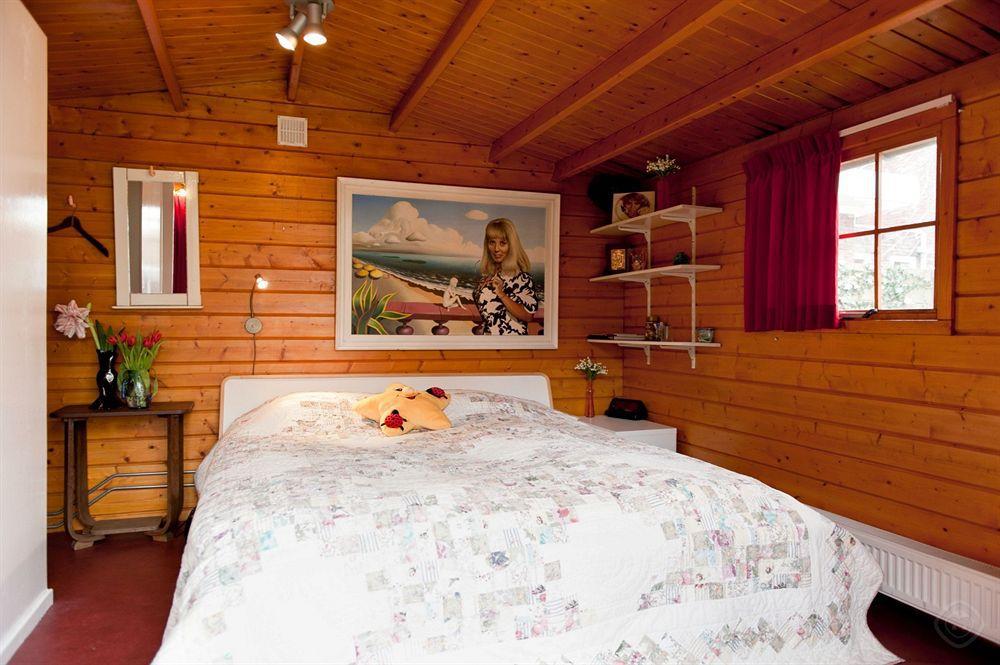 Xaviera'S Bed And Breakfast Amsterdam Bagian luar foto
