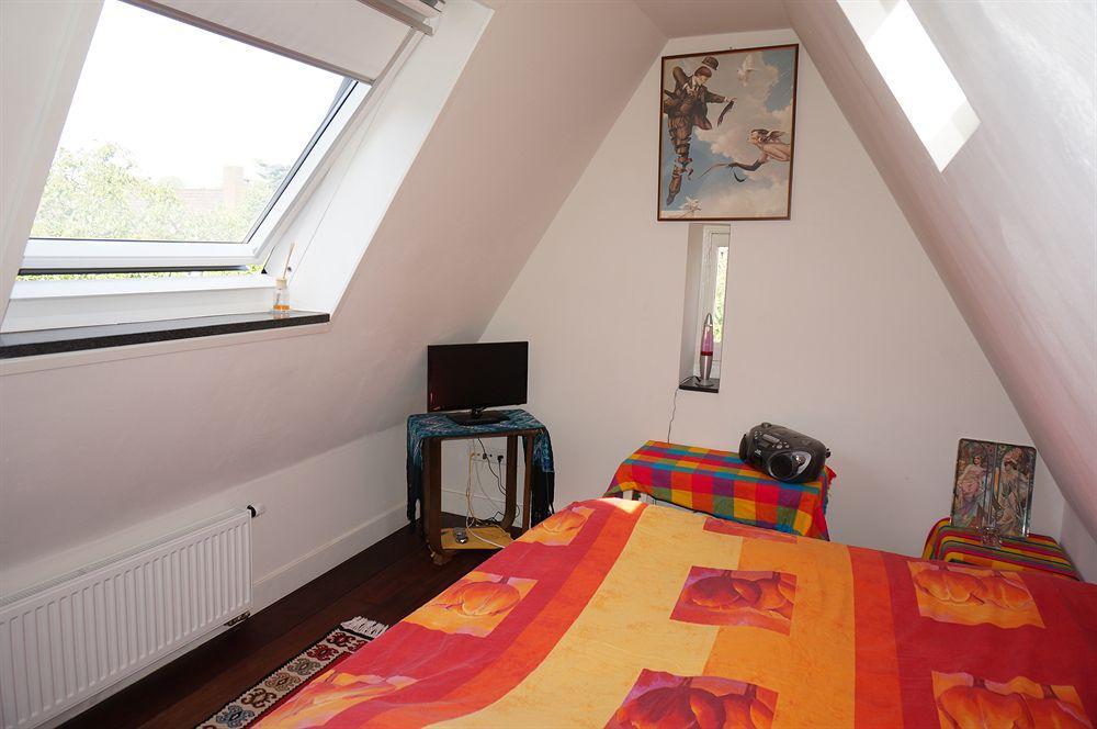Xaviera'S Bed And Breakfast Amsterdam Bagian luar foto