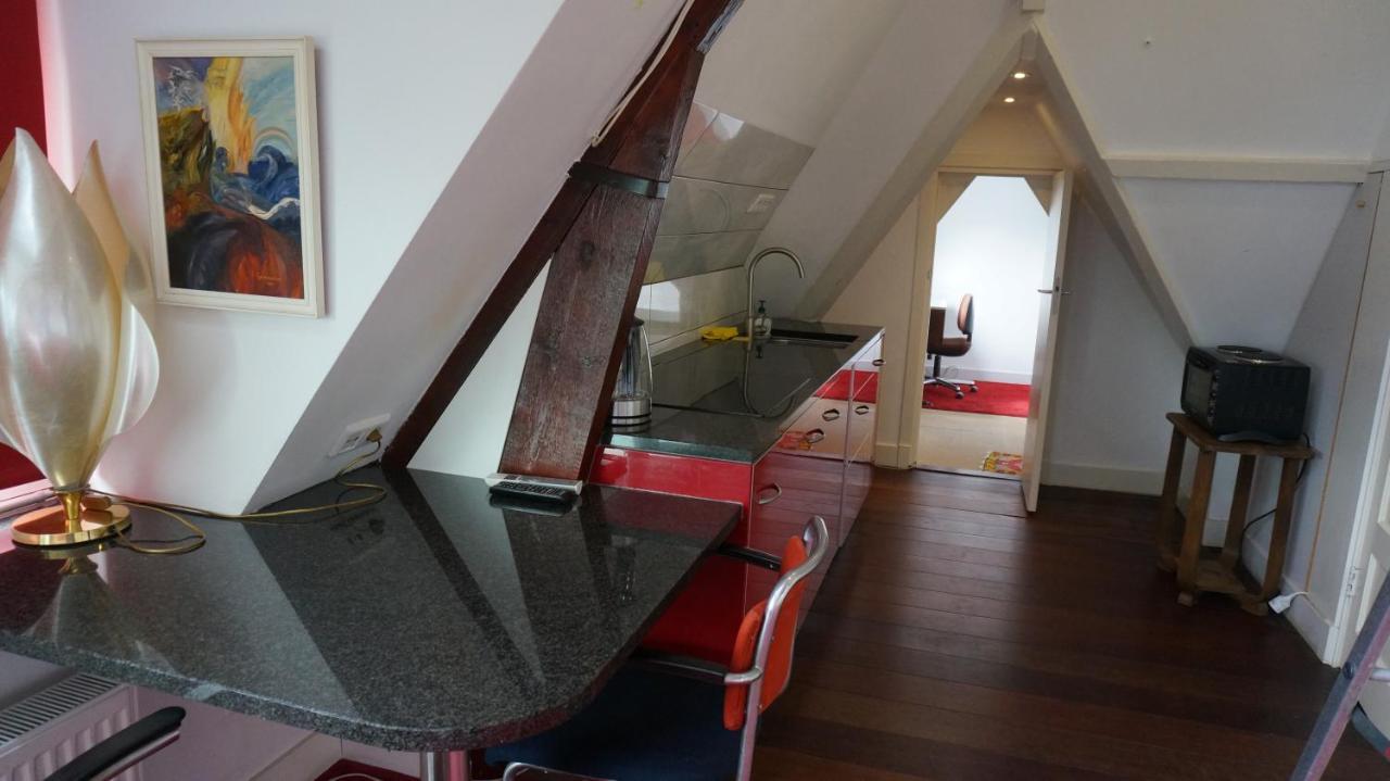 Xaviera'S Bed And Breakfast Amsterdam Bagian luar foto