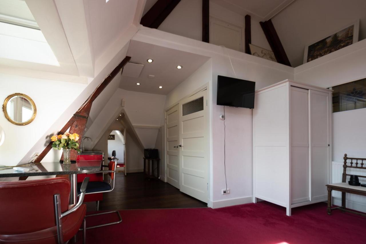 Xaviera'S Bed And Breakfast Amsterdam Bagian luar foto