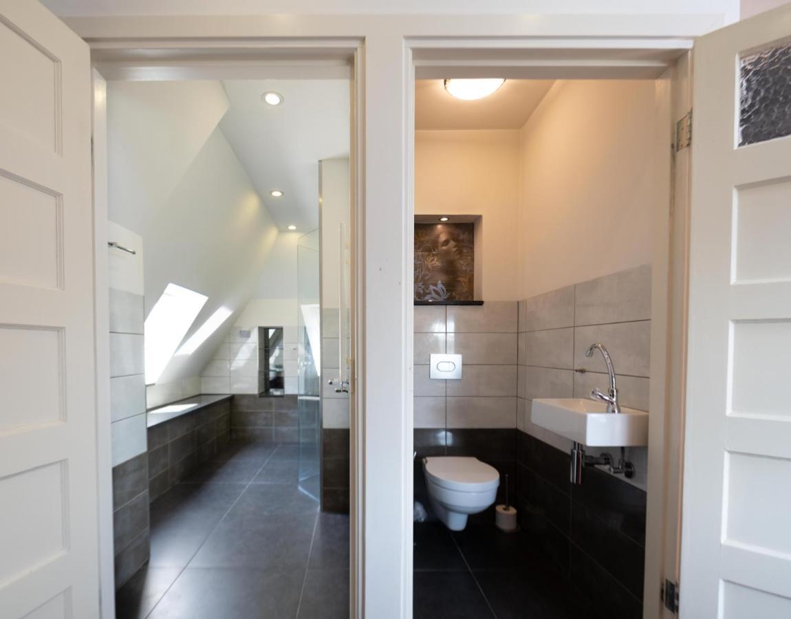Xaviera'S Bed And Breakfast Amsterdam Bagian luar foto